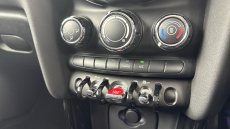 MINI Hatchback 1.5 Cooper Classic 3dr Petrol Hatchback